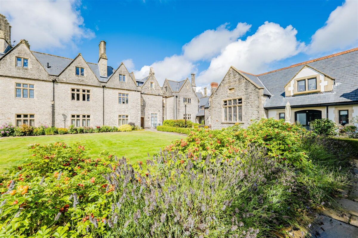 Church Street, Cowbridge