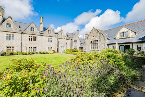 Church Street, Cowbridge