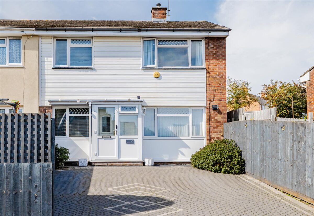 Westbury Close, Barry