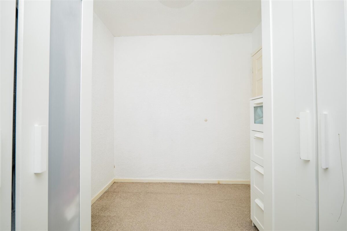 Westbury Close, Barry