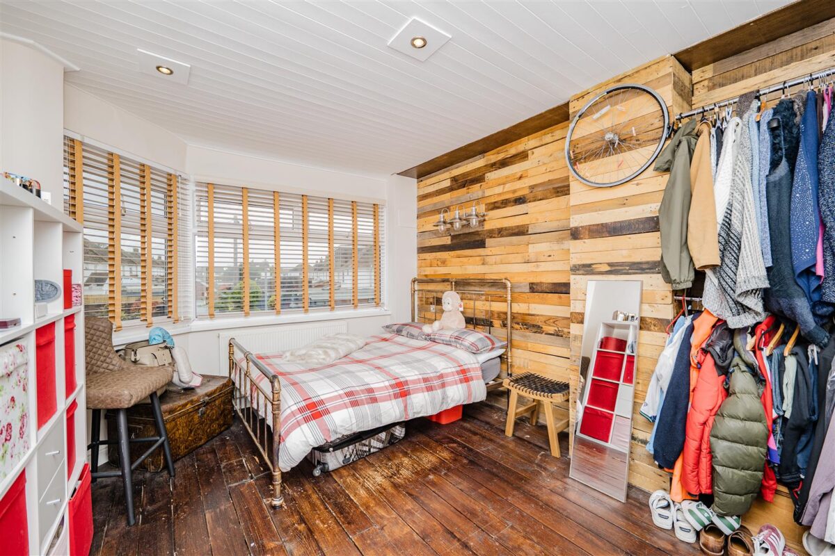 Ridgeway Road, Barry