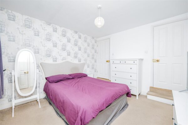 Gladstone Road, Barry