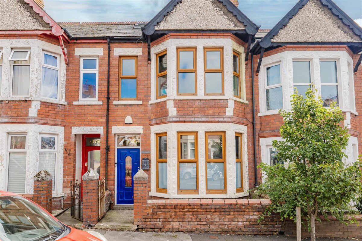 Gladstone Road, Barry