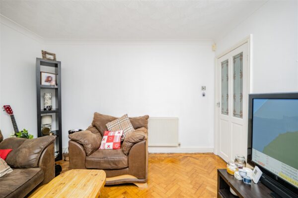 Ridgeway Road, Barry