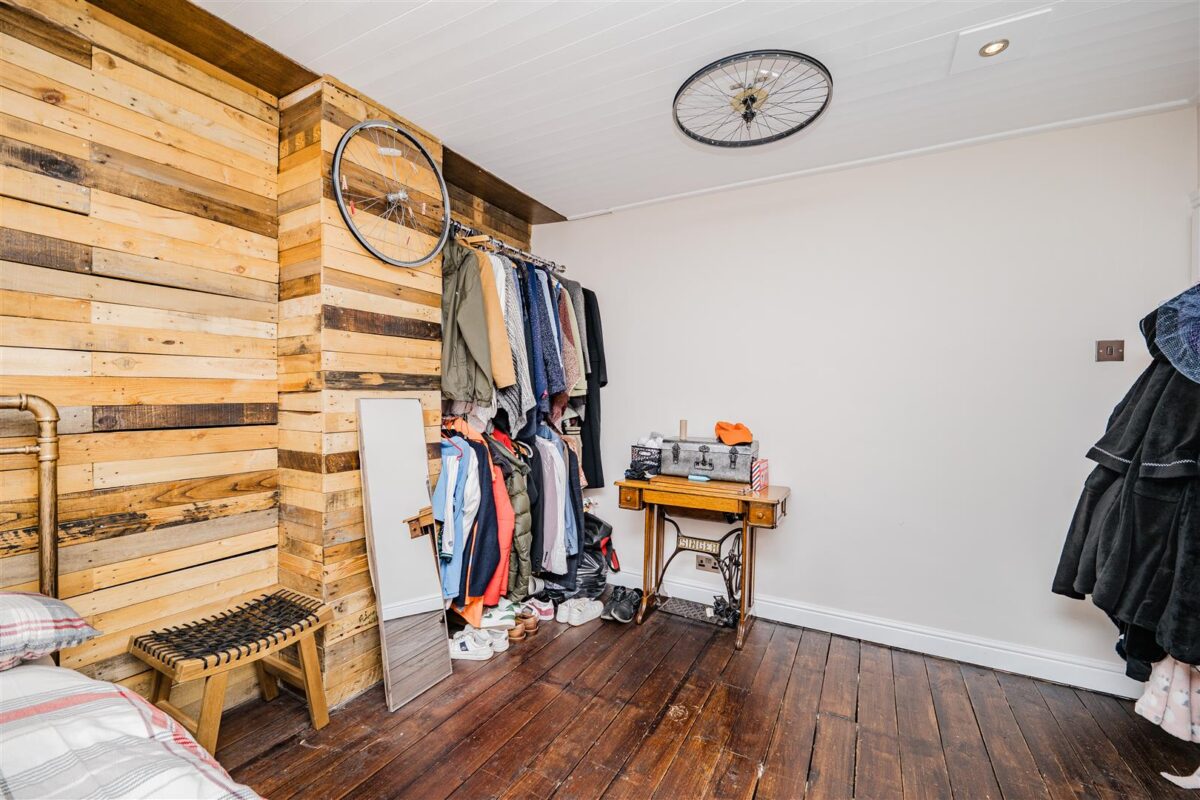 Ridgeway Road, Barry