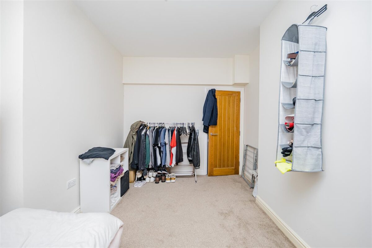 Hunter Street, Barry