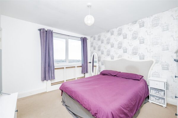 Gladstone Road, Barry