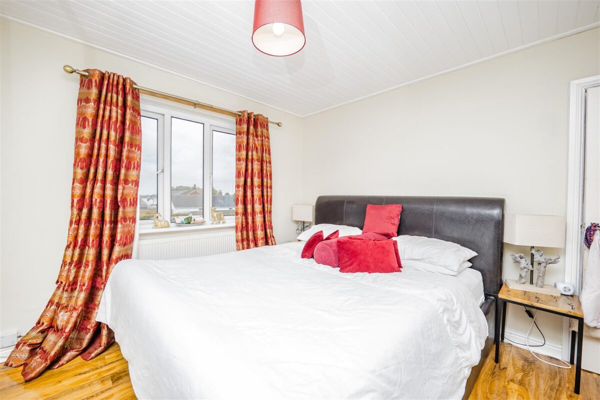 Ridgeway Road, Barry