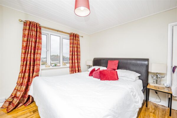 Ridgeway Road, Barry