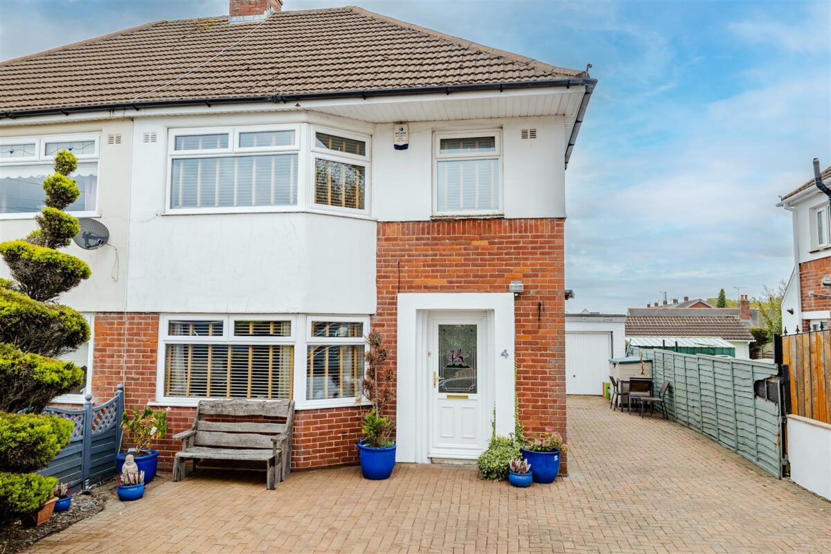 Ridgeway Road, Barry