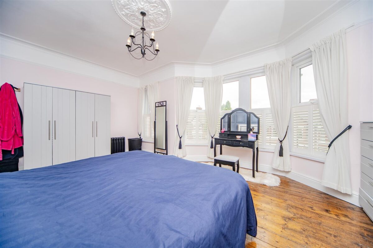 Gladstone Road, Barry