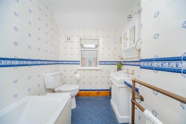 Gladstone Road, Barry