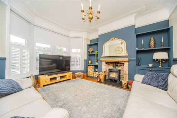 Gladstone Road, Barry