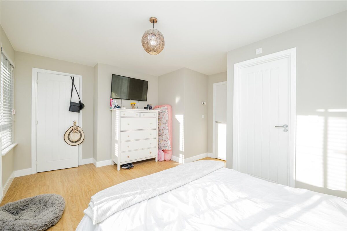 Ffordd Pentre, Barry