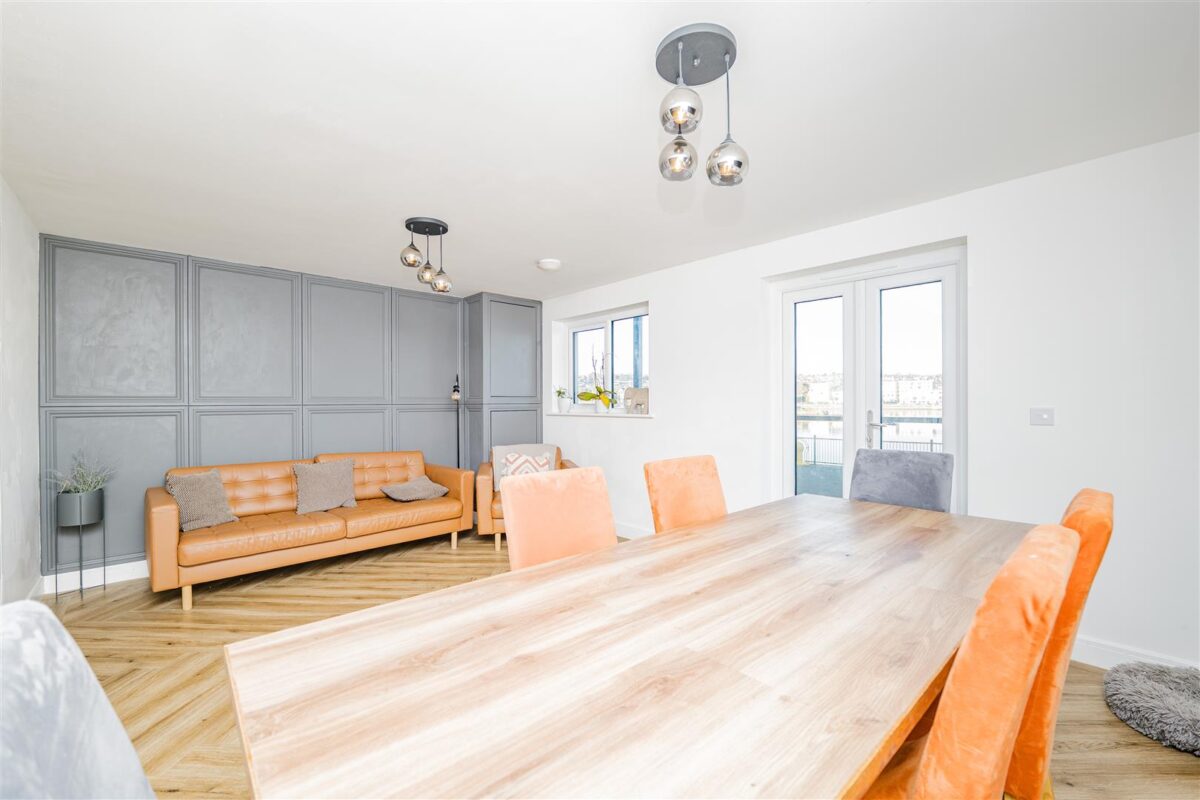 Ffordd Pentre, Barry