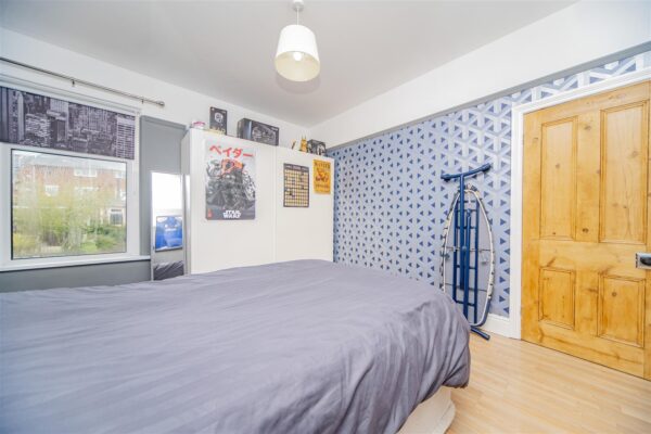 Gladstone Road, Barry