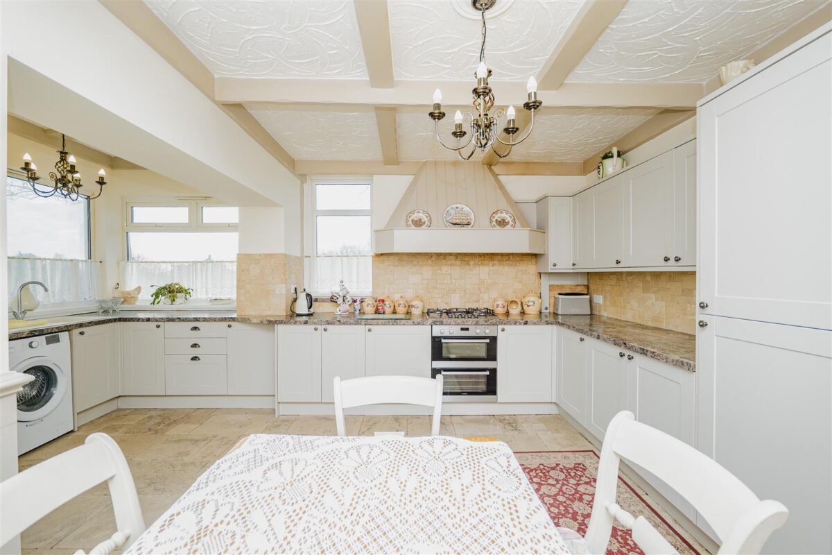 Gladstone Road, Barry