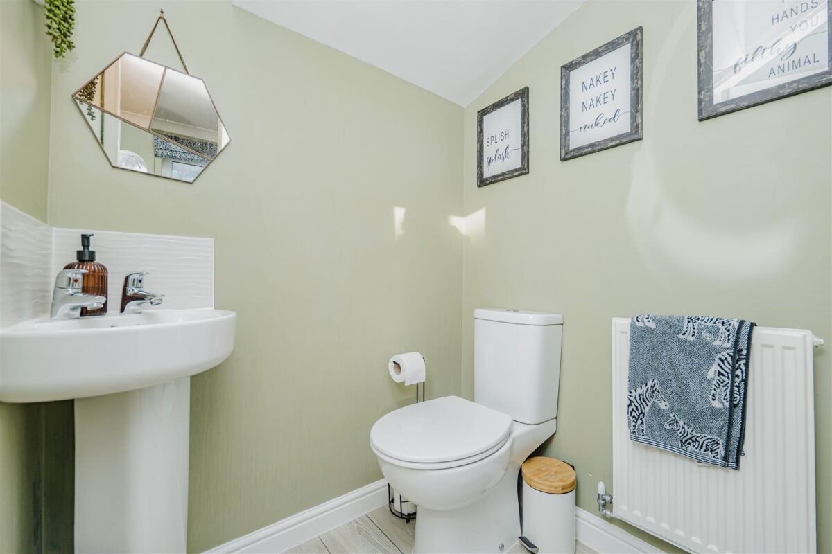 Portland Drive, Barry