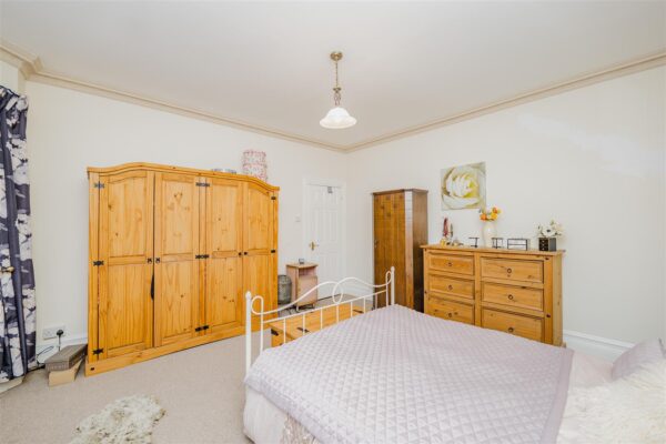 Gladstone Road, Barry