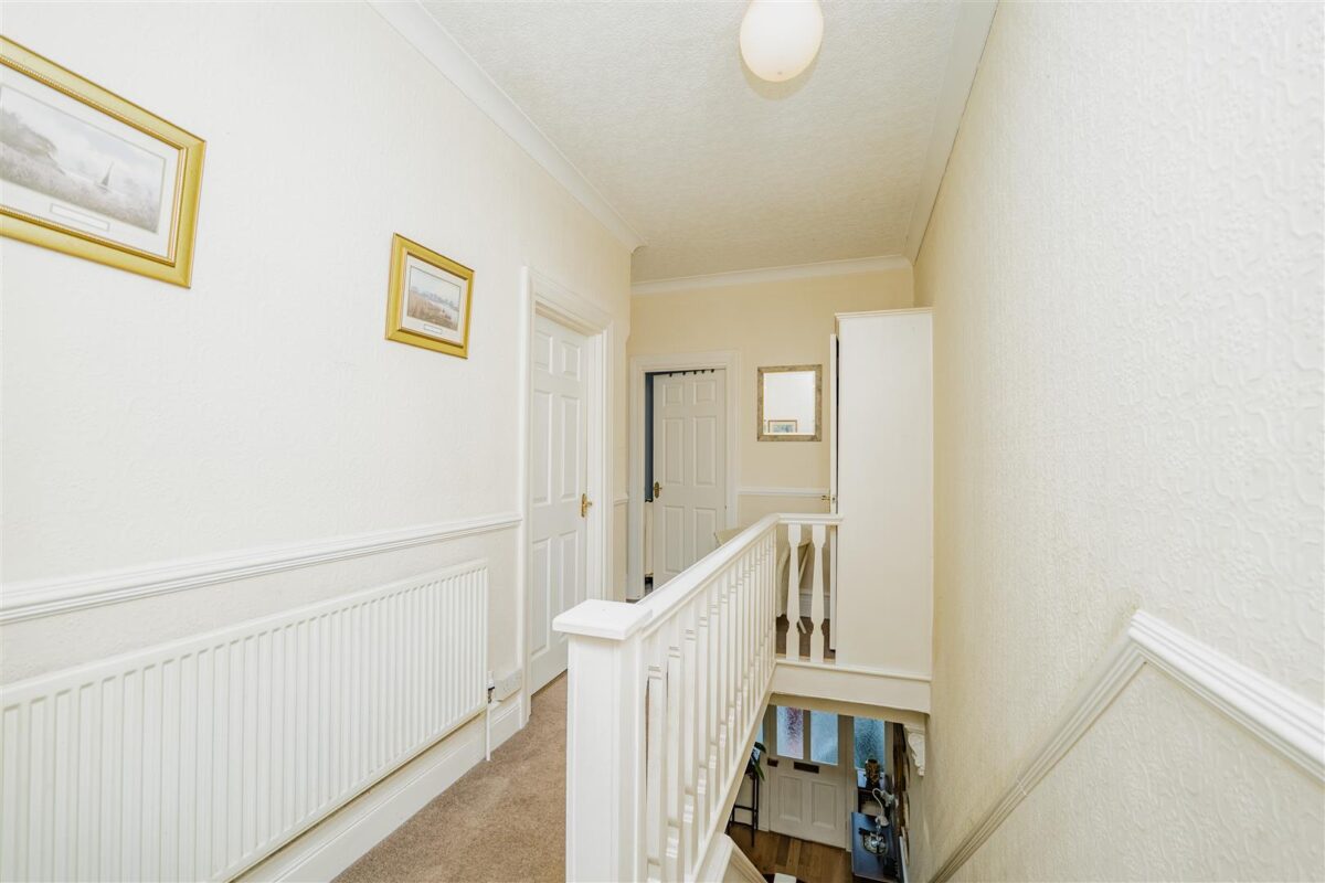 Gladstone Road, Barry