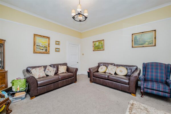 Gladstone Road, Barry