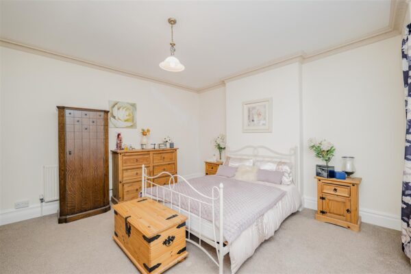 Gladstone Road, Barry