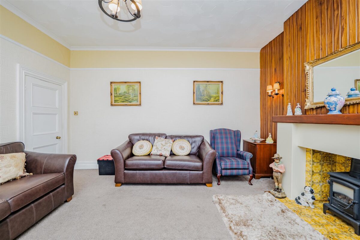 Gladstone Road, Barry