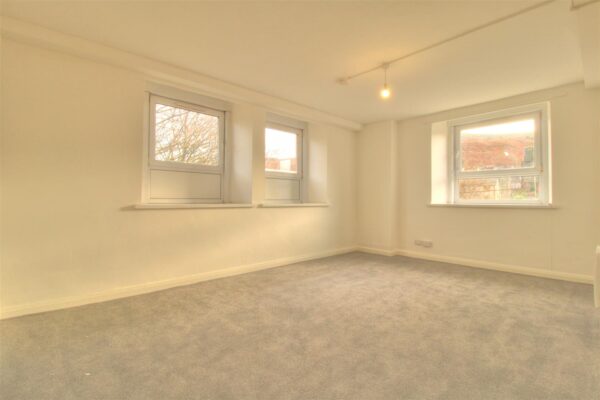 Office Street, Porth