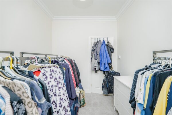 Gladstone Road, Barry