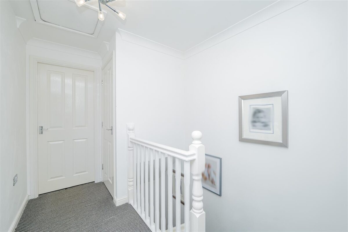 Portland Drive, Barry