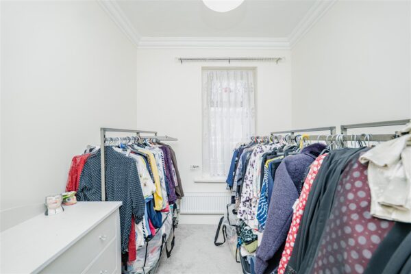 Gladstone Road, Barry