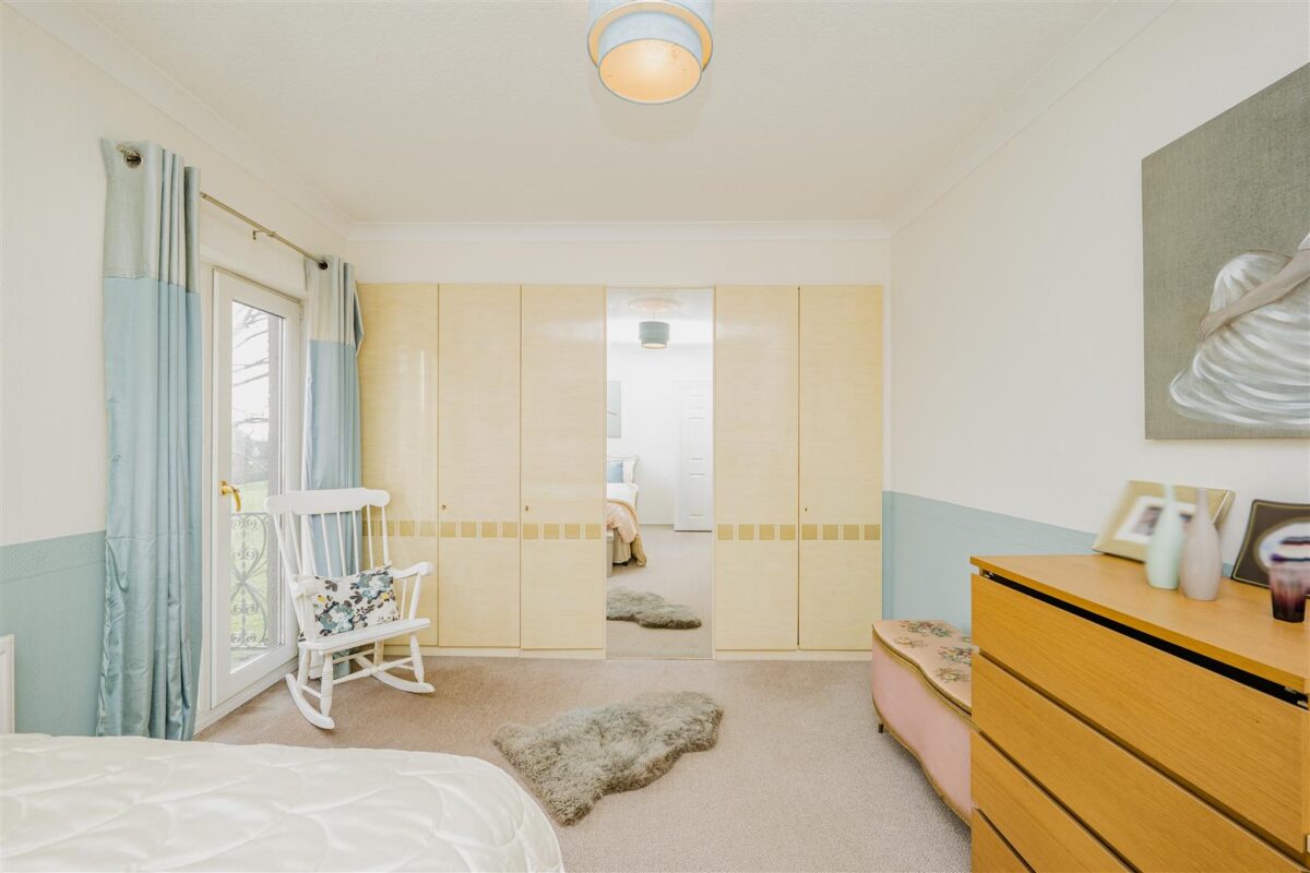 Gladstone Road, Barry