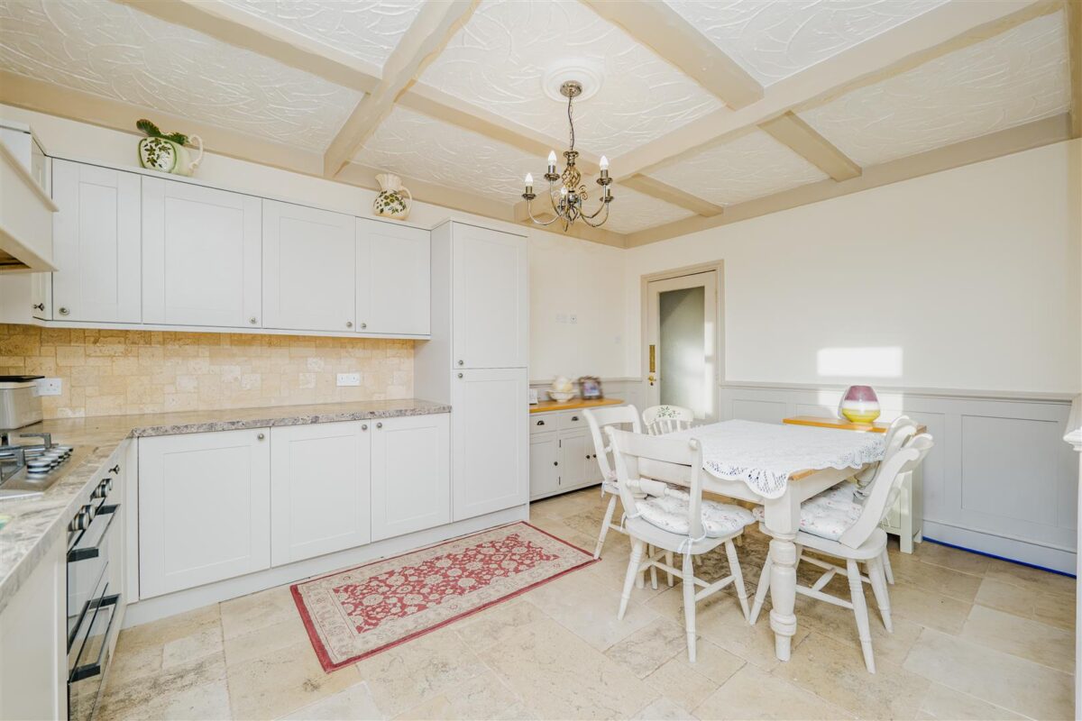 Gladstone Road, Barry