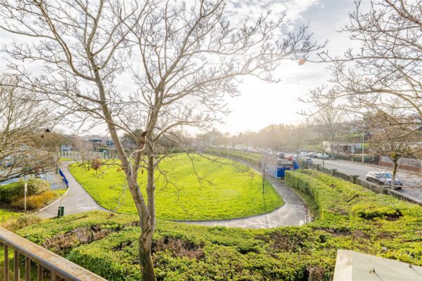 Gladstone Road, Barry