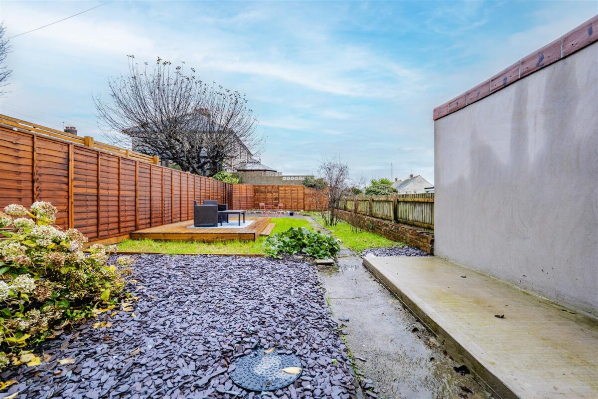 Tynewydd Road, Barry