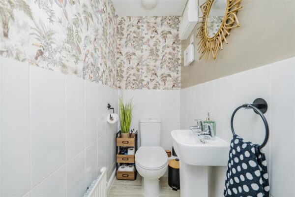 Portland Drive, Barry