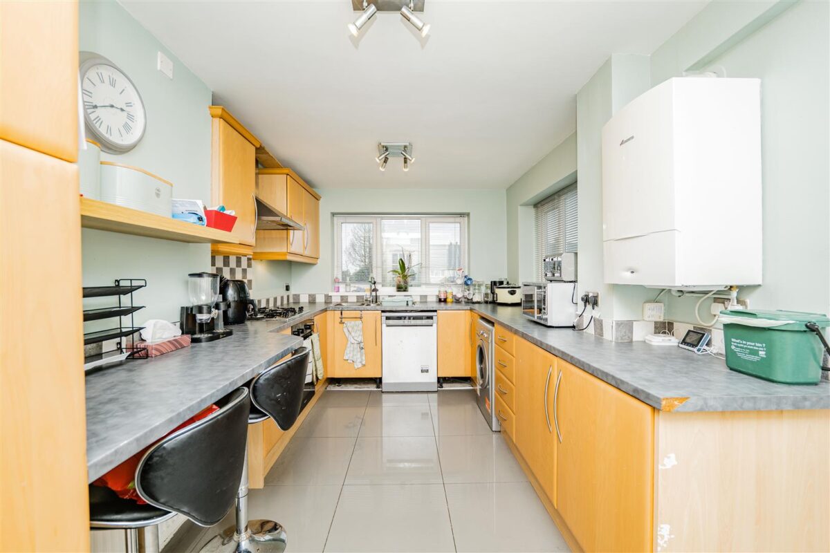 Somerset Road East, Barry