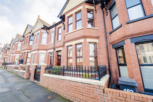 Gladstone Road, Barry