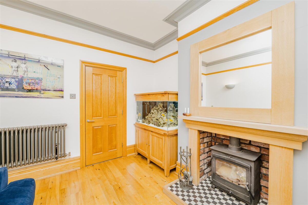 Gladstone Road, Barry