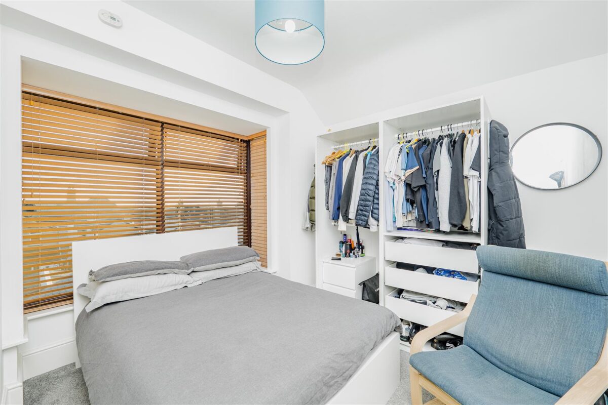 Gladstone Road, Barry