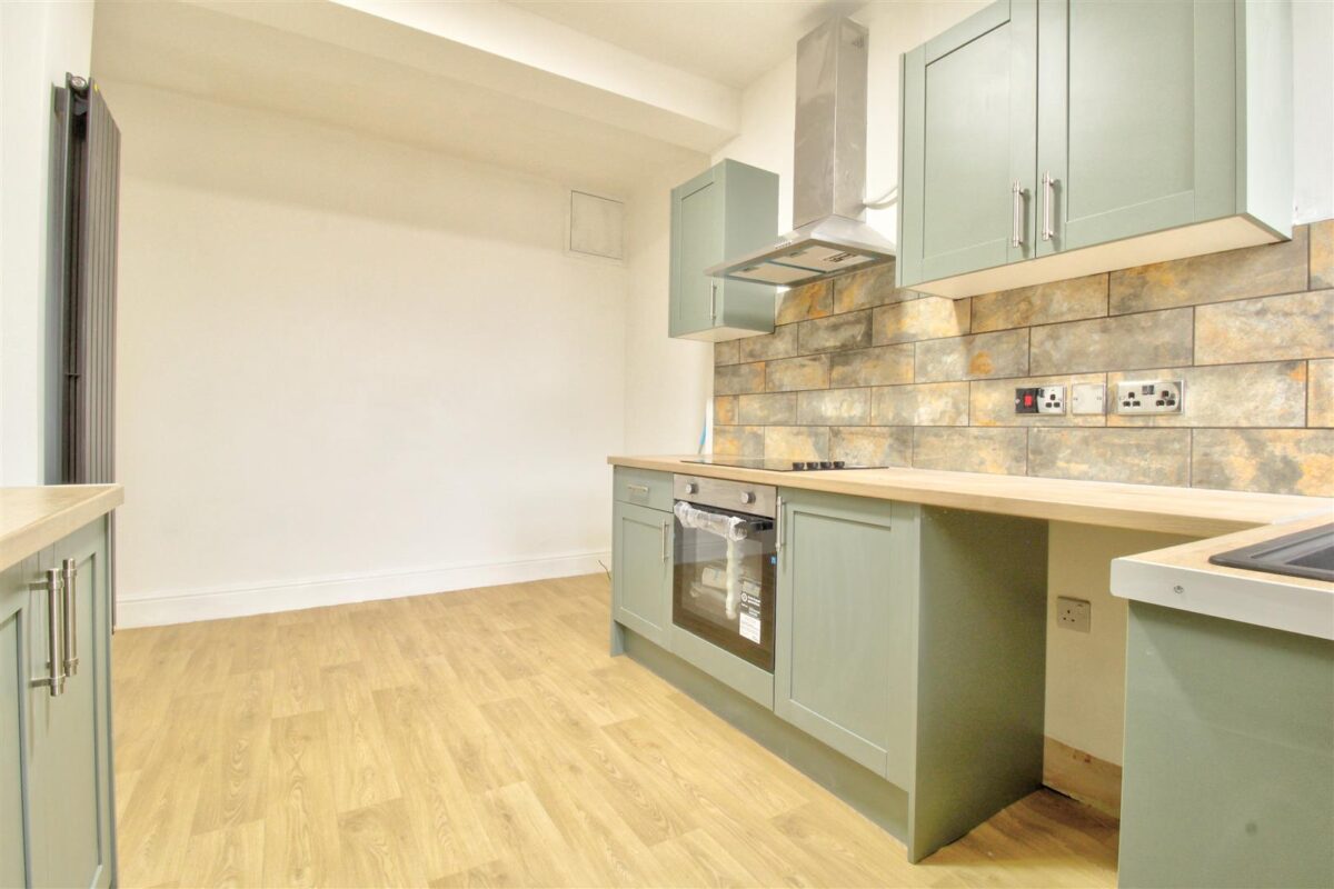 Hurford Crescent, Graigwen, Pontypridd