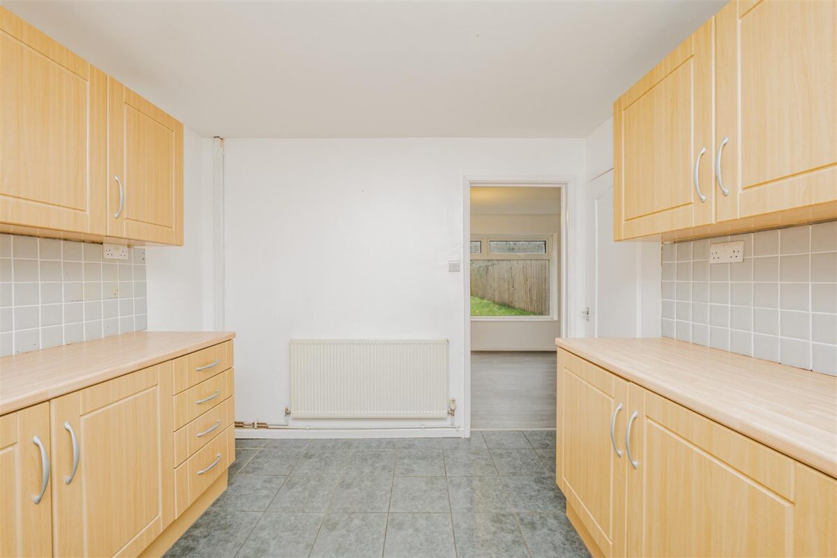 Laburnum Close, Barry