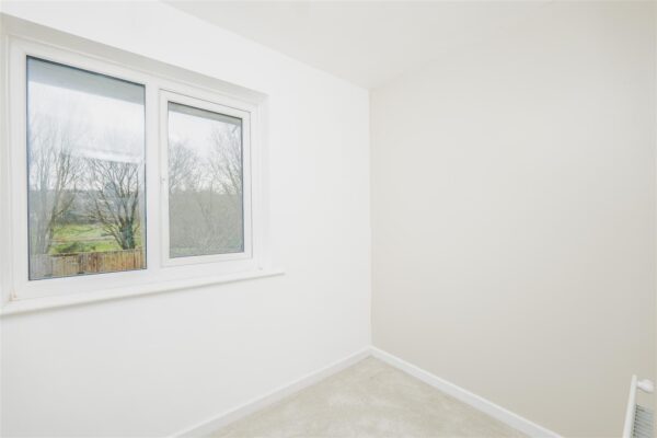 Laburnum Close, Barry