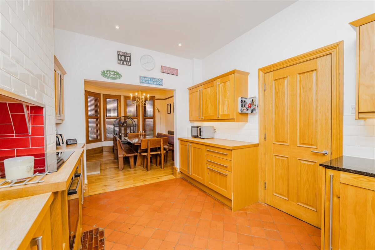 Gladstone Road, Barry