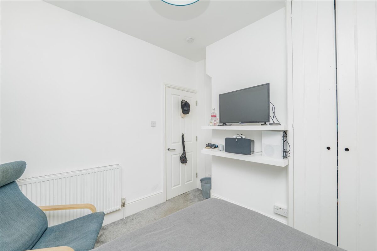 Gladstone Road, Barry