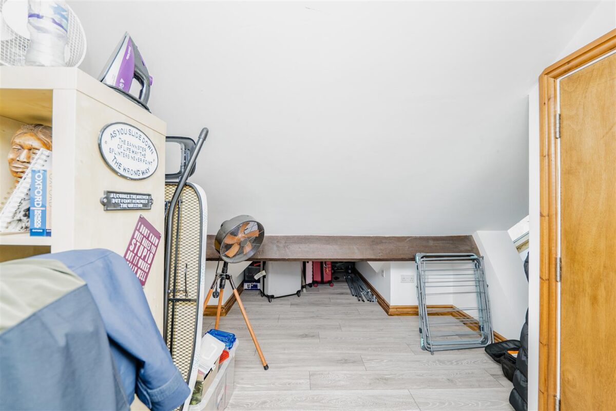 Gladstone Road, Barry