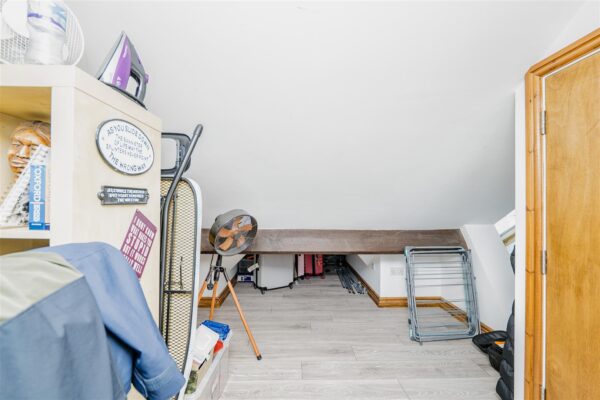 Gladstone Road, Barry