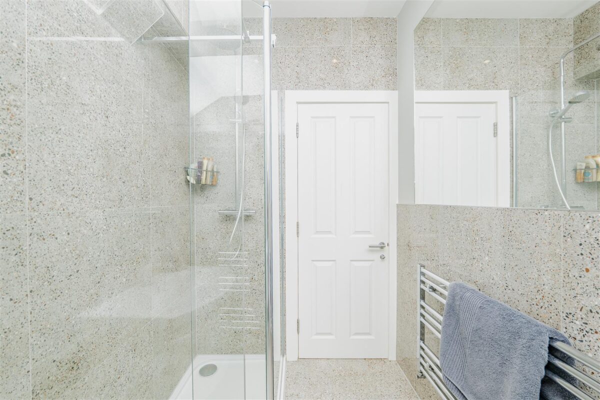 Gladstone Road, Barry