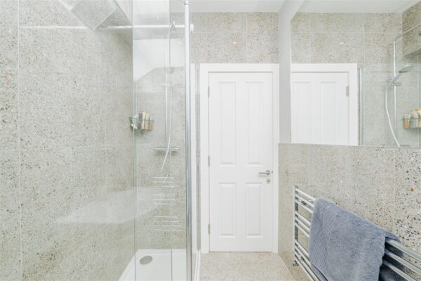 Gladstone Road, Barry