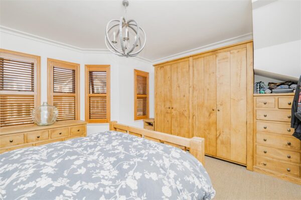 Gladstone Road, Barry